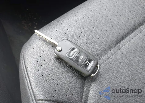 2013 Volkswagen Passat 2.5L Se из США, поврежденный, VIN 1VWBP7A36DC082985